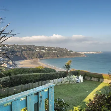3 Pentowan Court, * Carbis Bay